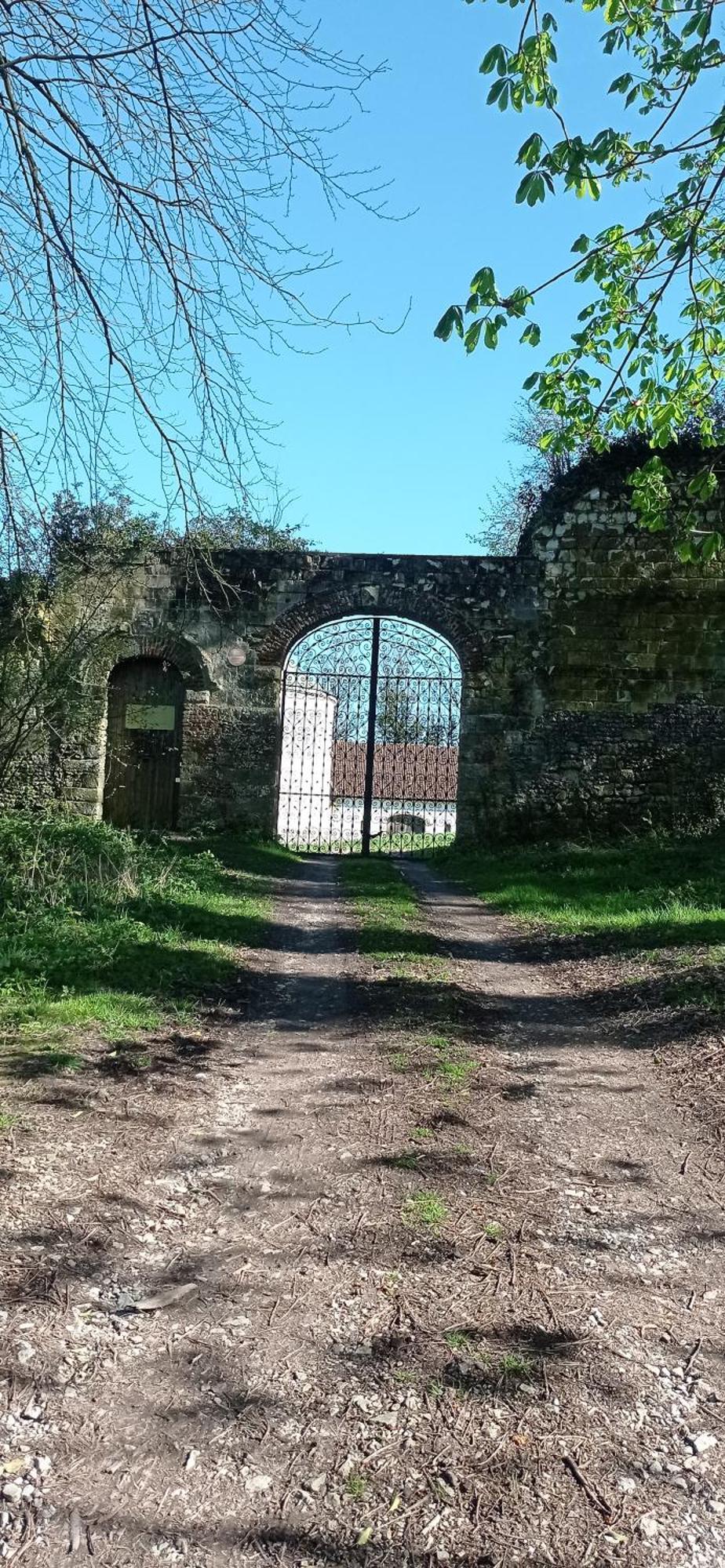 Bergerie Du Chateau Alette Exterior photo